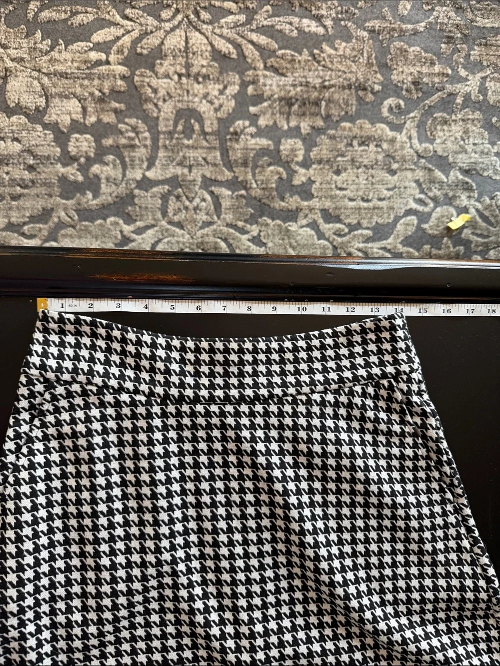 Cabi Black & White Houndstooth A-Line Women's Skirt